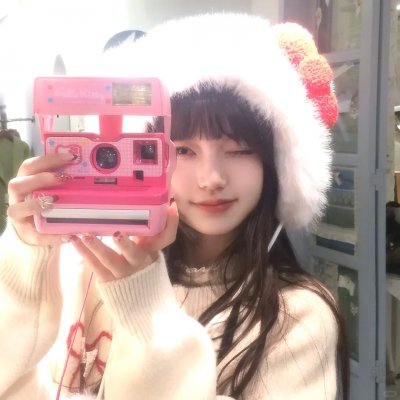 不装了，我比英雄还强